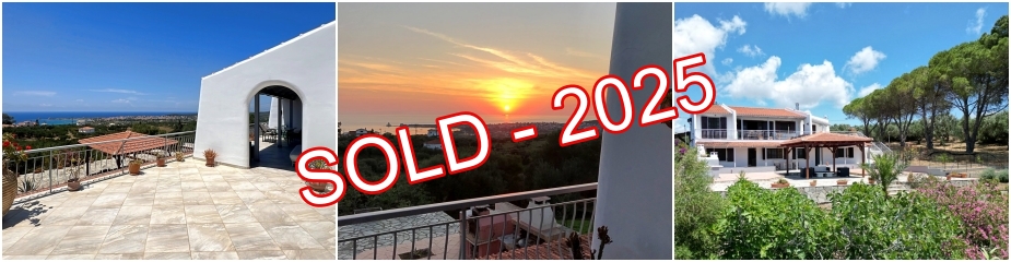 [SOLD] Villa Tapia-Methoni ref.386: Stunning views to the sea, sunset and Venetian castle, 2km (4’ drive) distance to the beach, Plot 4,015.37 m², 3 apartments, 2 levels, Upper Level Living Area 116.37 m², Lower Level Living Area 90.72 m², 5 Bedrooms, 4 Bathrooms, Carport, Garden storage 20.86 m², Garden with Pine Trees, Olive trees and Plants, easy acc